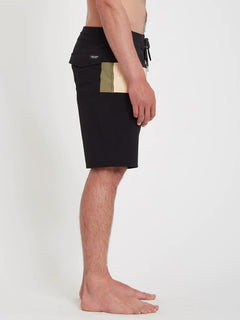 SHORT VISION LIBERATORS 19 - BLK - VOLCOM